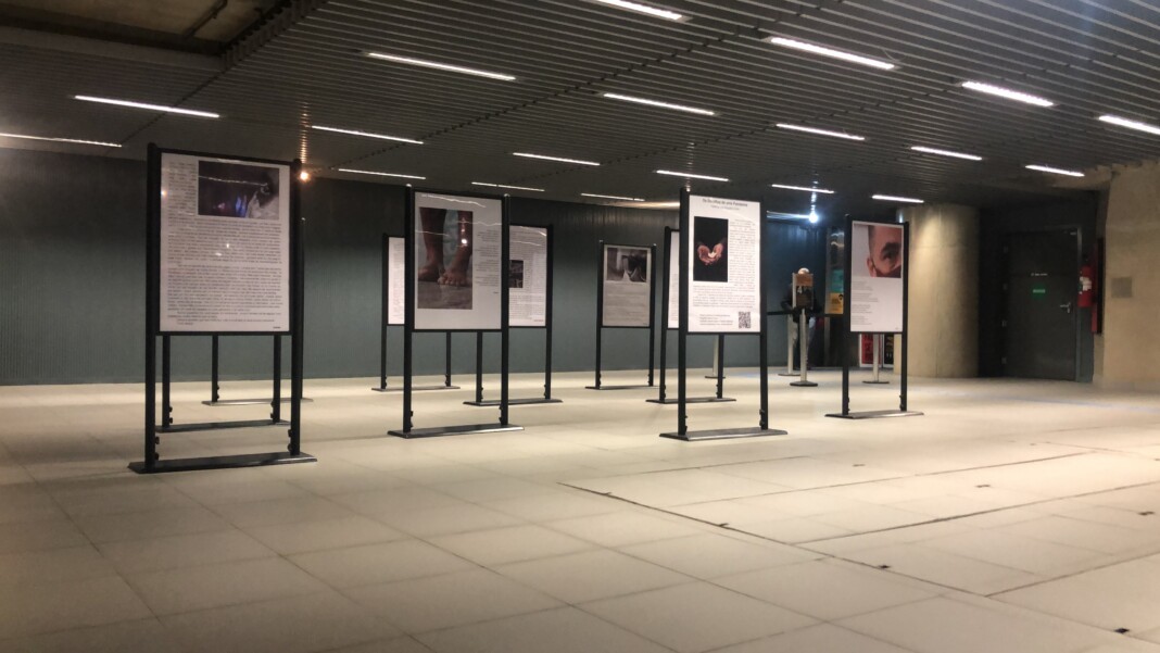 Na estação do metrô uma viagem pelas reflexões de pessoas em situação