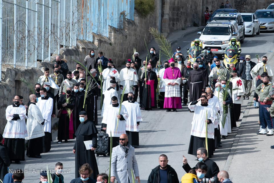 Cristãos voltam a celebrar Domingo de Ramos nas ruas de Jerusalém