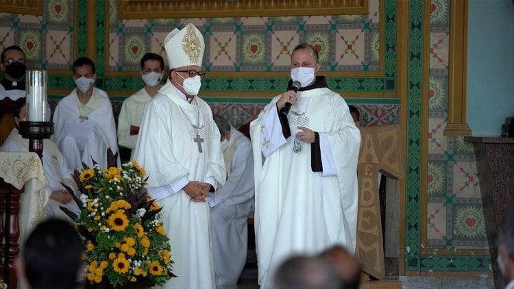 Franciscanos lançam a pedra fundamental do Santuário Frei Galvão, Jornal O São Paulo