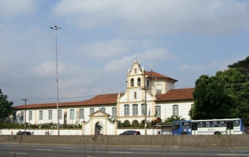Mosteiro da Luz Museu de Arte Sacra