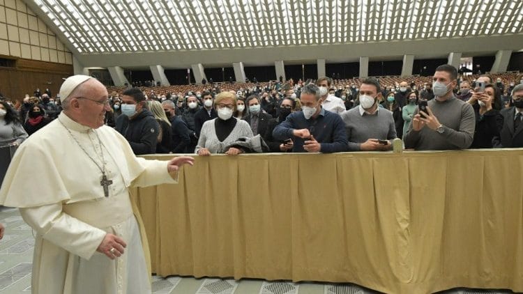 Papa retoma as audiências gerais na Sala Paulo VI, Jornal O São Paulo