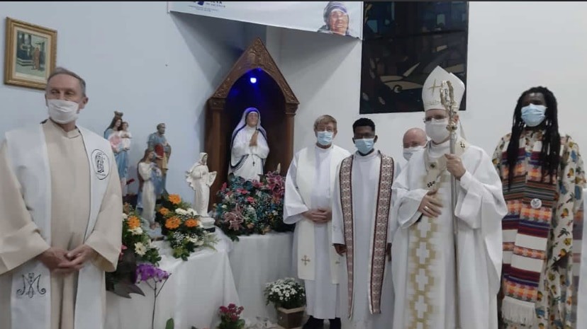 Dom Odilo preside missa na 1ª festa patronal da Paróquia Santa Teresa de Calcutá