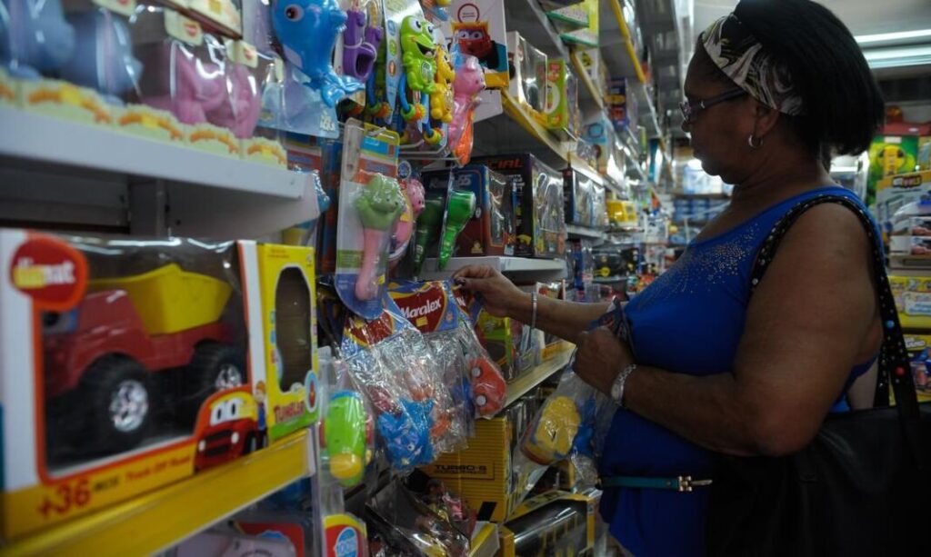 Pesquisa de brinquedos: Procon-SP encontra diferença de preço de até 190% na capital paulista, Jornal O São Paulo