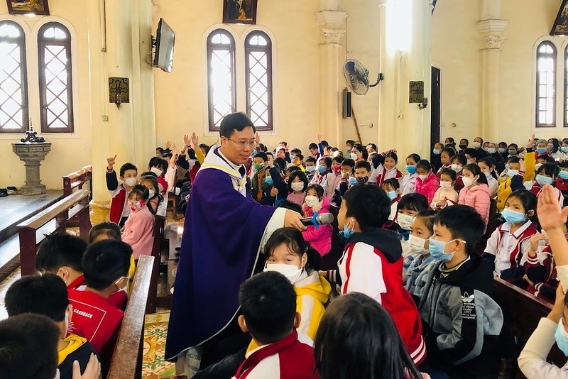 Iniciada por 6 fiéis, comunidade católica no Vietnã hoje tem 8,8 mil membros