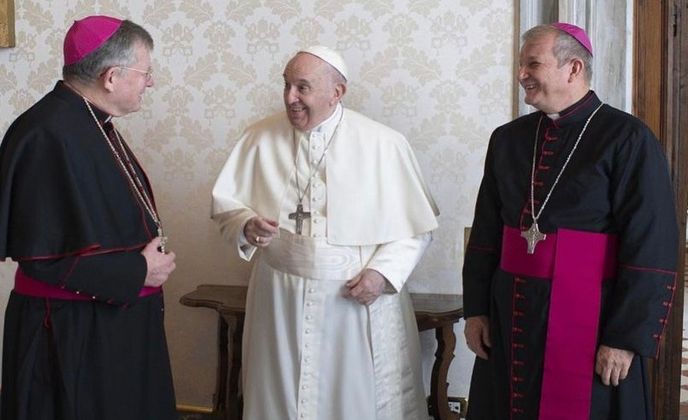 Vice-presidentes da CNBB são recebidos pelo Papa Francisco no Vaticano, Jornal O São Paulo