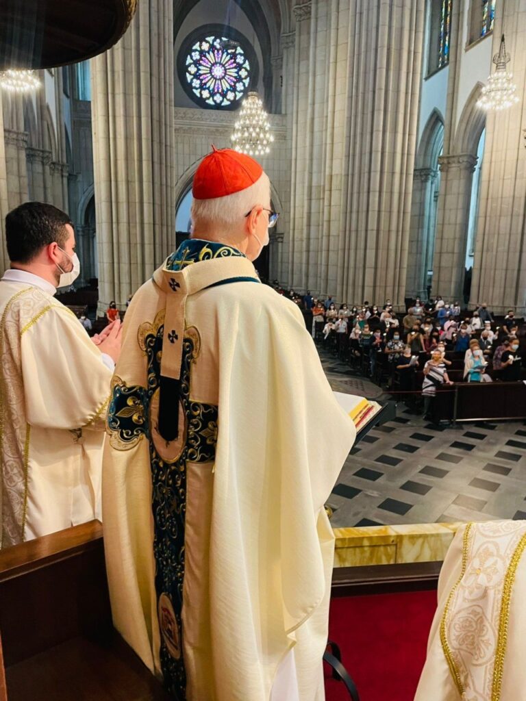 Em missa, Cardeal Scherer exorta religiosos a serem testemunhas de Deus, Jornal O São Paulo