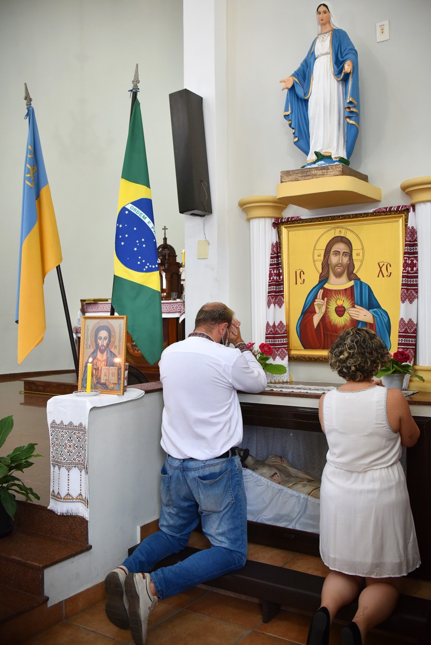 Em São Paulo, católicos ucranianos rezam pela paz e pedem o fim da guerra