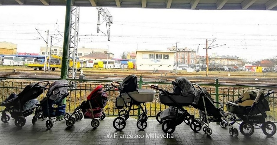 Solidariedade entre mães polonesas e ucranianas chama a atenção, Jornal O São Paulo