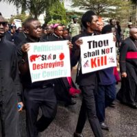 Dois sacerdotes são assassinados na Nigéria