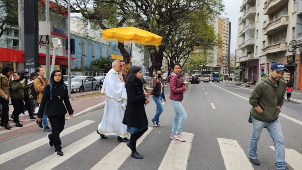 Ser Igreja missionária na cidade , Jornal O São Paulo