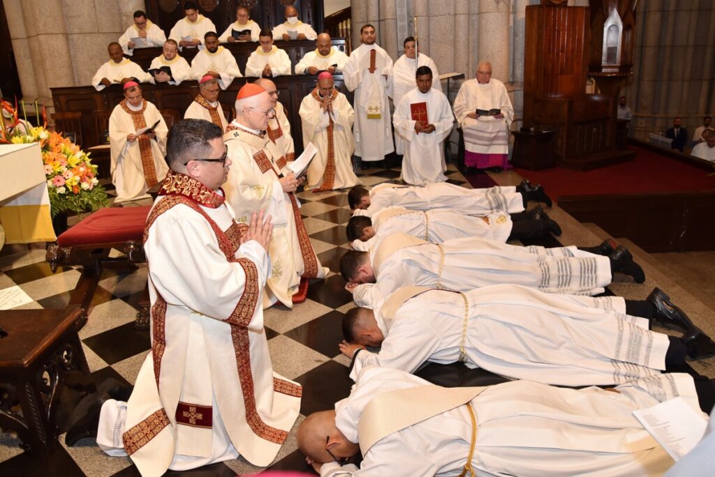 Arquidiocese de São Paulo tem cinco novos sacerdotes, Jornal O São Paulo