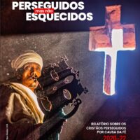 Pela lei, por governos e por extremistas, perseguição aos cristãos continua implacável