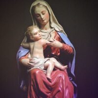 ‘A virgem conceberá e dará à luz um filho’