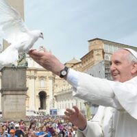 'Juntos na fraternidade e na solidariedade', exorta o Papa na mensagem para o Dia Mundial da Paz 2023