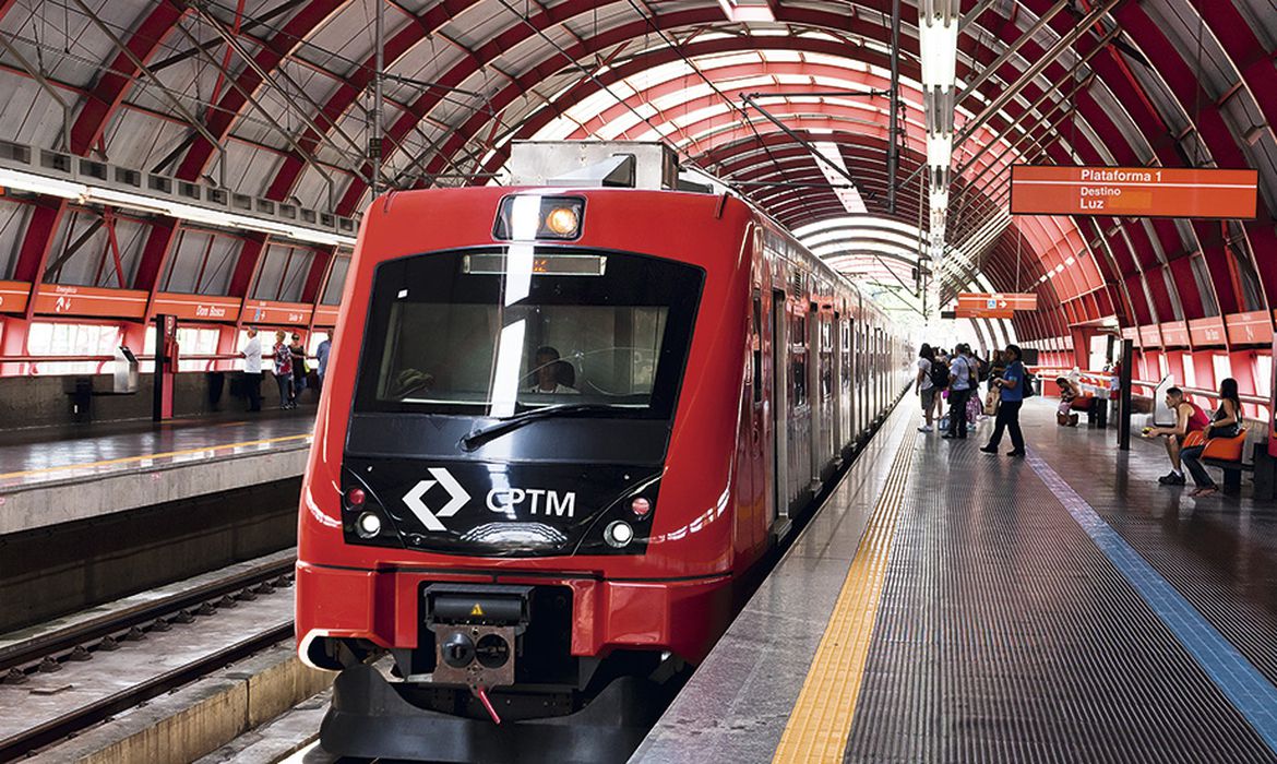 São Paulo prepara trens da CPTM, do Metrô e ônibus para reforçar