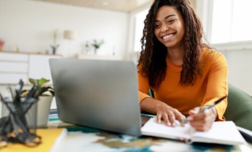 Quase 30% dos pequenos negócios brasileiros ainda não vendem por meios digitais - Jornal O São Paulo