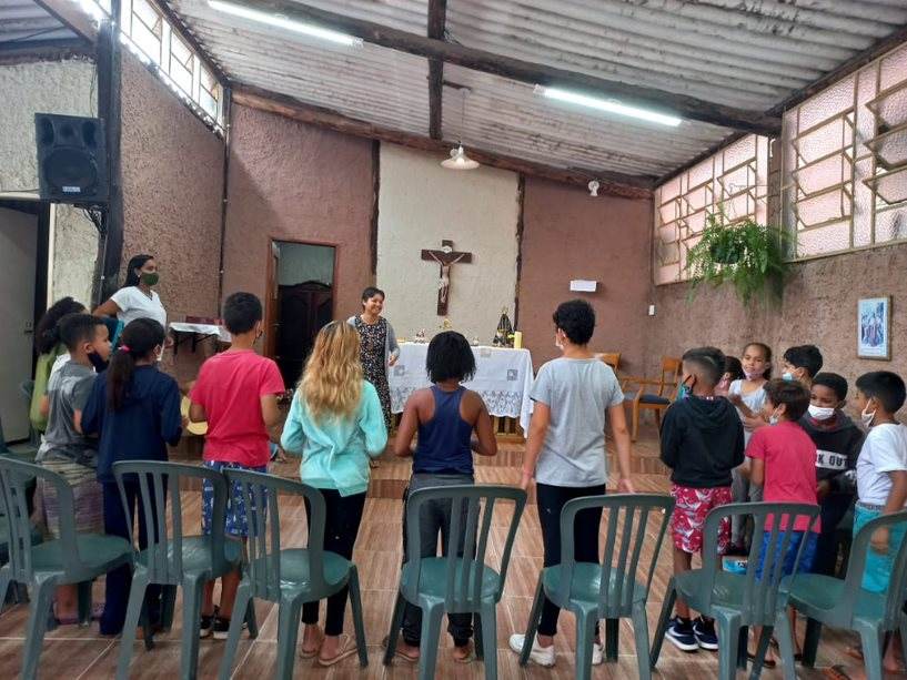 Novas comunidades evangelizam e são sinal de esperança para os mais pobres, Jornal O São Paulo