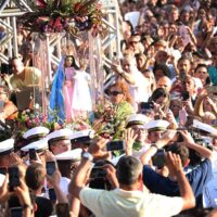 Festa da Penha leva milhares de romeiros a Vila Velha (ES)