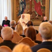 Papa Francisco: dialogar é respeitar o caminho dos outros