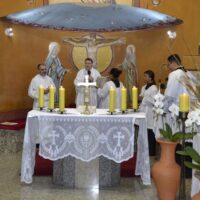 Fiéis da Paróquia São Bernardo de Claraval celebram o padroeiro