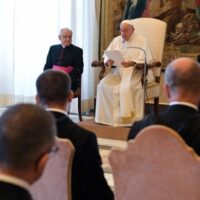 Papa: o verdadeiro ecumenismo acontece quando caminhamos juntos