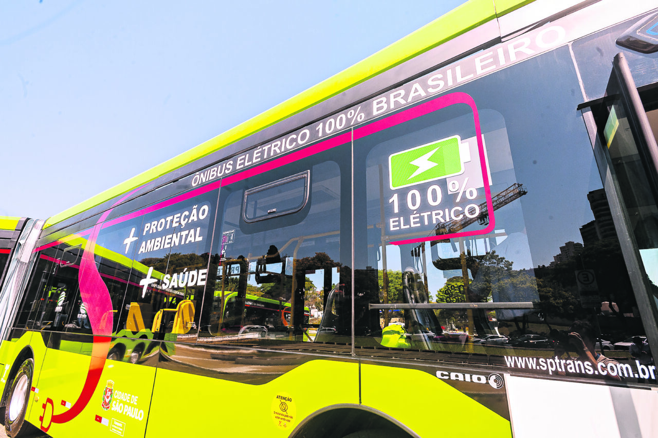 20-Laudato-si-pag4-onibus-eletrico-credito-Prefeitura-de-Sao-Paulo