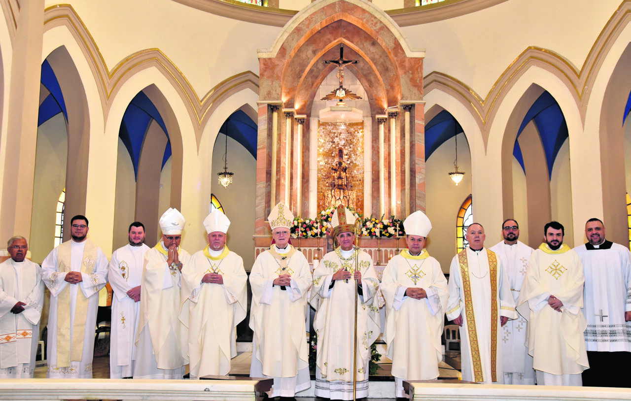 03 capa dom carlos lema 10anos ordenacao episcopal