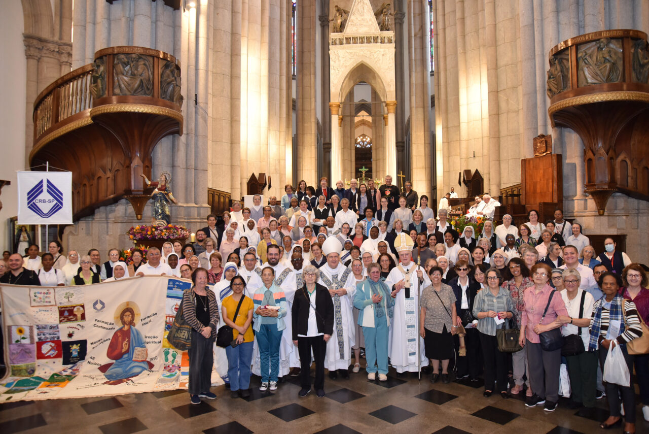 21 crb vida religiosa consagrada015