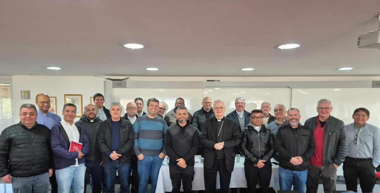 04 Região Santata Reunião Padres Decanatos e Comissões_Padre Lucas Gobbo (9)