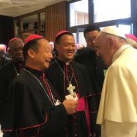 Bispos chineses com o Papa_Vatican Media