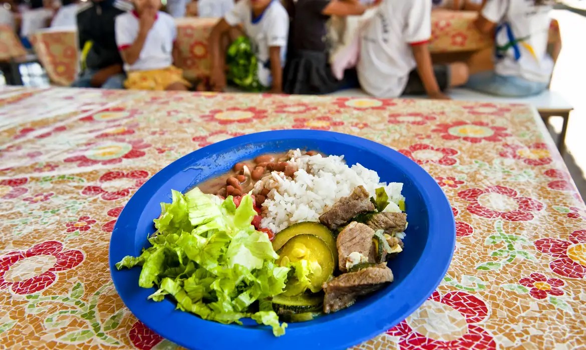 merenda_escolar_Sergio Amaral