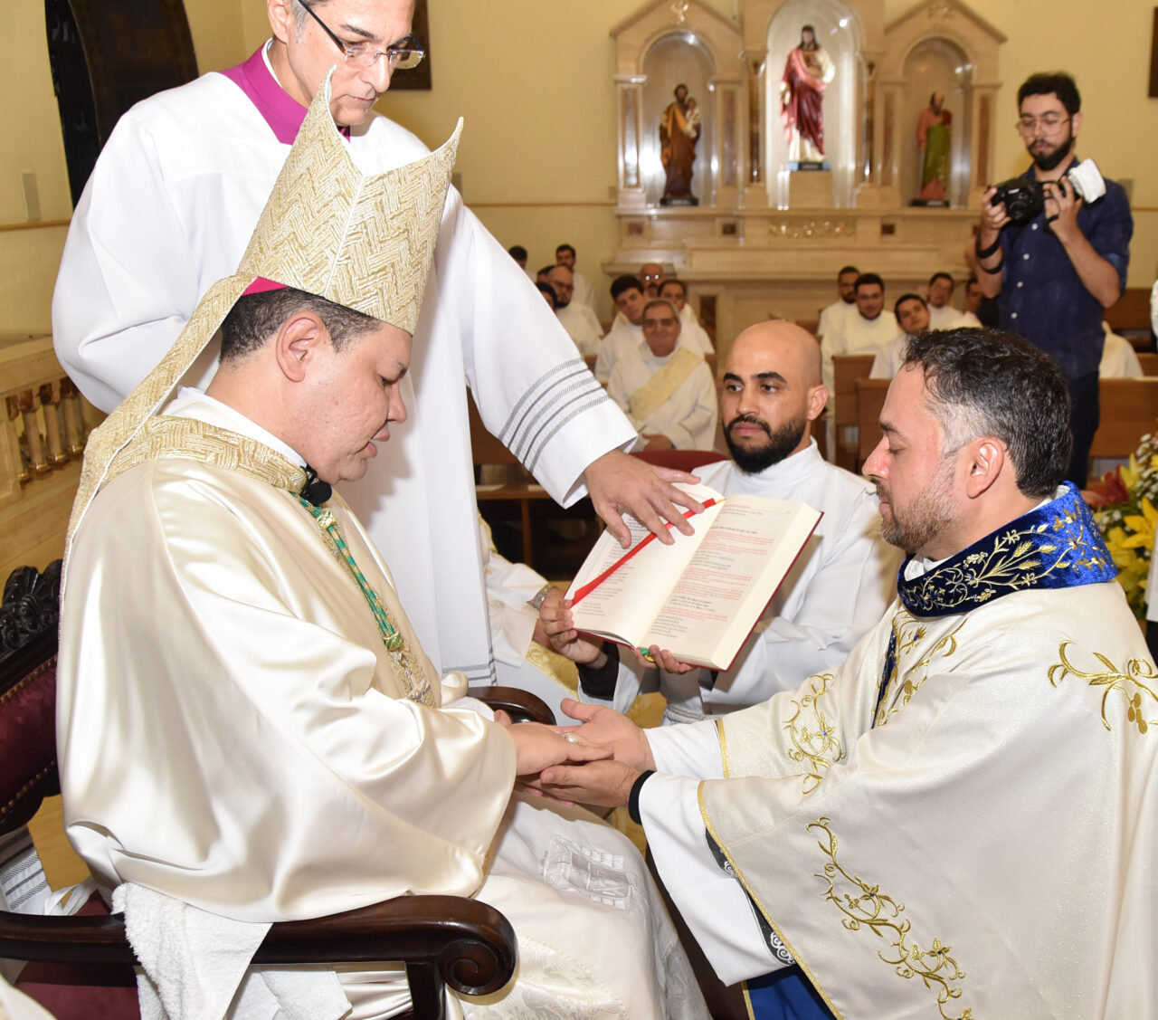 04 capa ordenacao sacerdotal jose cicero0506