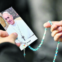 26 vaticano terco pela saude papa francisco04