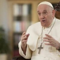 Papa Francisco falando_vatican media