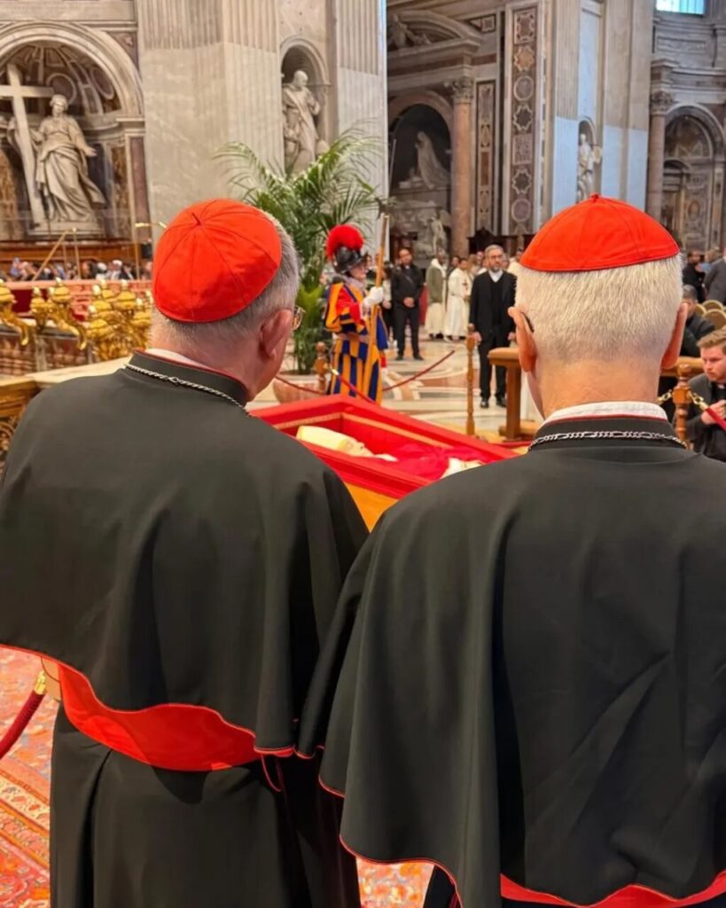 Cardeal Scherer relata clima de fé e oração em Roma na despedida do Papa Francisco - Jornal O São Paulo