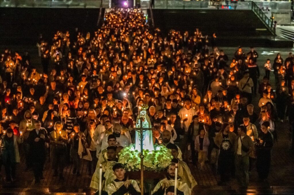 Austrália: Cresce o número de adultos convertidos que retornam ao catolicismo - Jornal O São Paulo