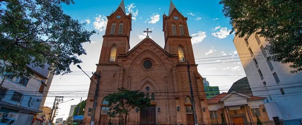 Todas as paróquias e comunidades não deveriam ter placas de identificação visíveis? - Jornal O São Paulo