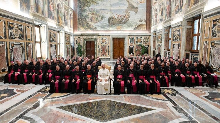 Papa a representantes pontifícios: sede sempre o olhar de Pedro - Jornal O São Paulo