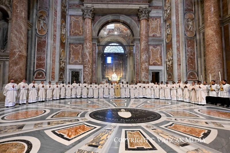 Papa convoca seminaristas, sacerdotes e bispos à redescoberta da alegria do chamado de Cristo - Jornal O São Paulo