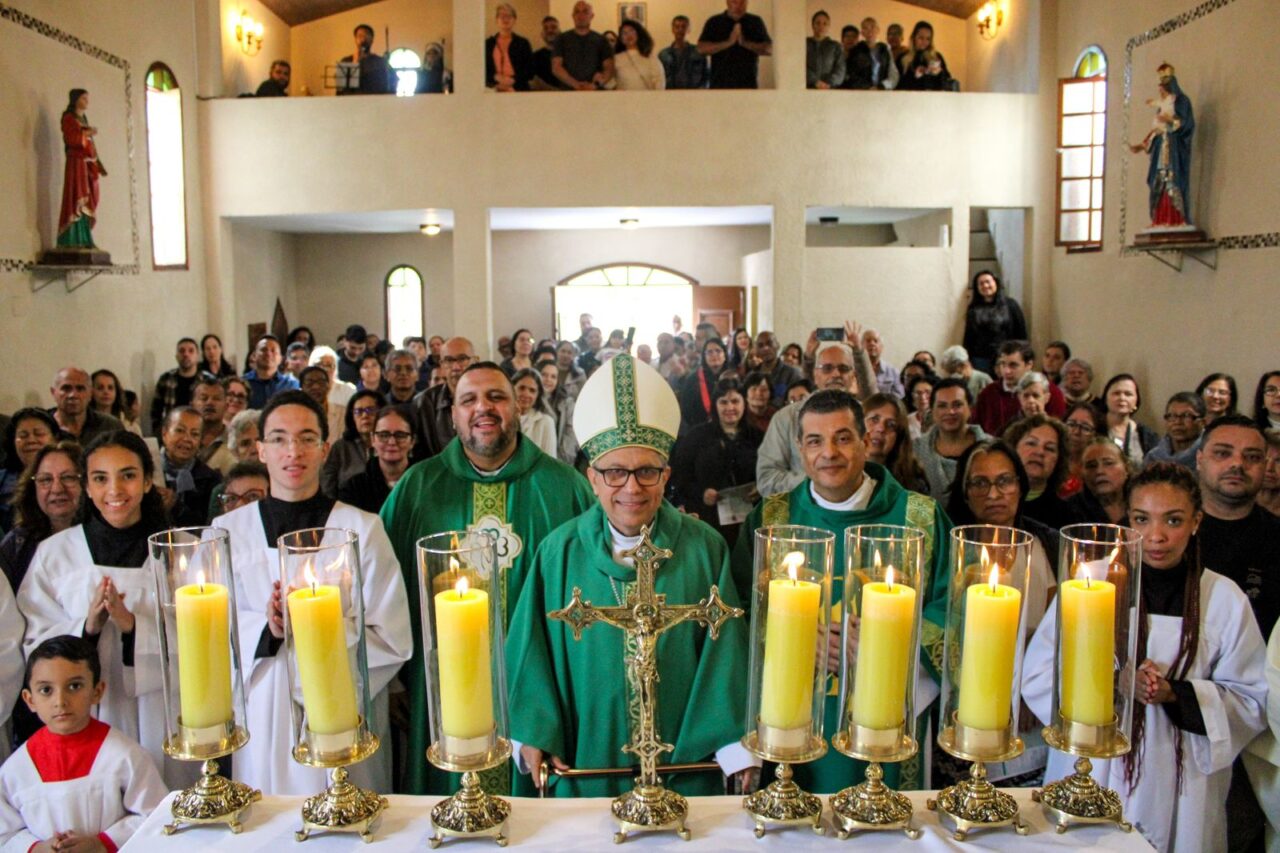 Dom Edilson abençoa capela no Rio Pequeno e celebra 55 anos do ECC - Jornal O São Paulo