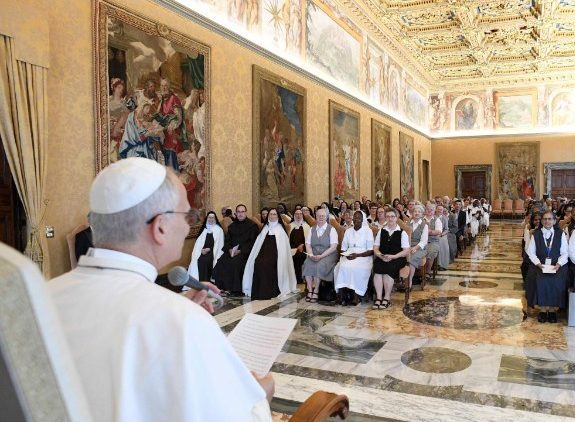 Papa agradece o empenho e testemunho das religiosas na Terra Santa - Jornal O São Paulo