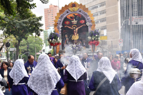 Festa do ‘Señor de los Milagros’: peruanos mostram que não há fronteiras para o amor a Cristo