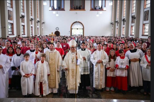 Crismas, formações pastorais e missas no Dia de Finados em destaque na Lapa