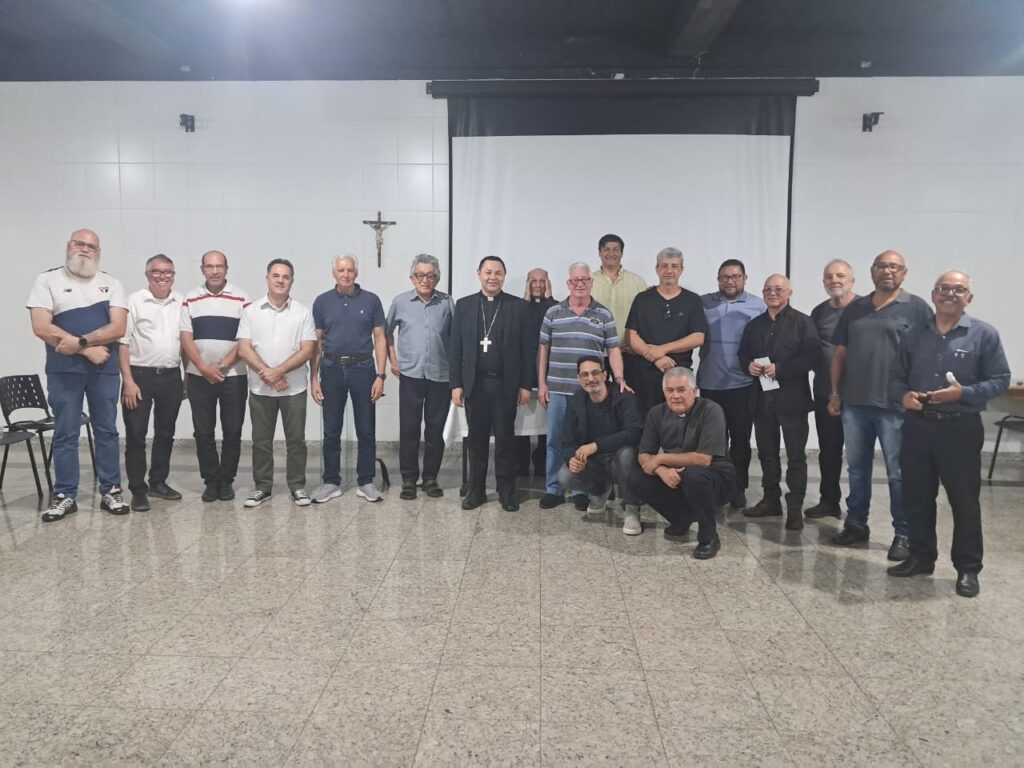 Dom Cícero Alves de França a diáconos: ‘Somos ordenados para sermos ministros da Igreja no mundo’ - Jornal O São Paulo