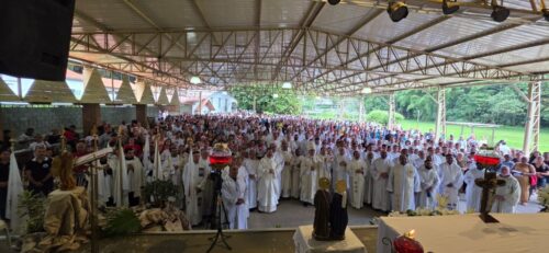 1,5 mil pessoas participam da missa de encerramento do Ano Santo na Região Brasilândia