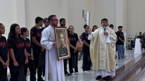 Na Sé, juventude promove momentos de convivência e missão