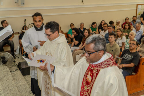 Novo Paróco e Vigário são empossados em paróquia na Região Ipiranga - Jornal O São Paulo