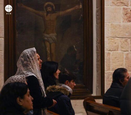 Cristãos pedem paz e orações enquanto a violência retorna a Aleppo - Jornal O São Paulo