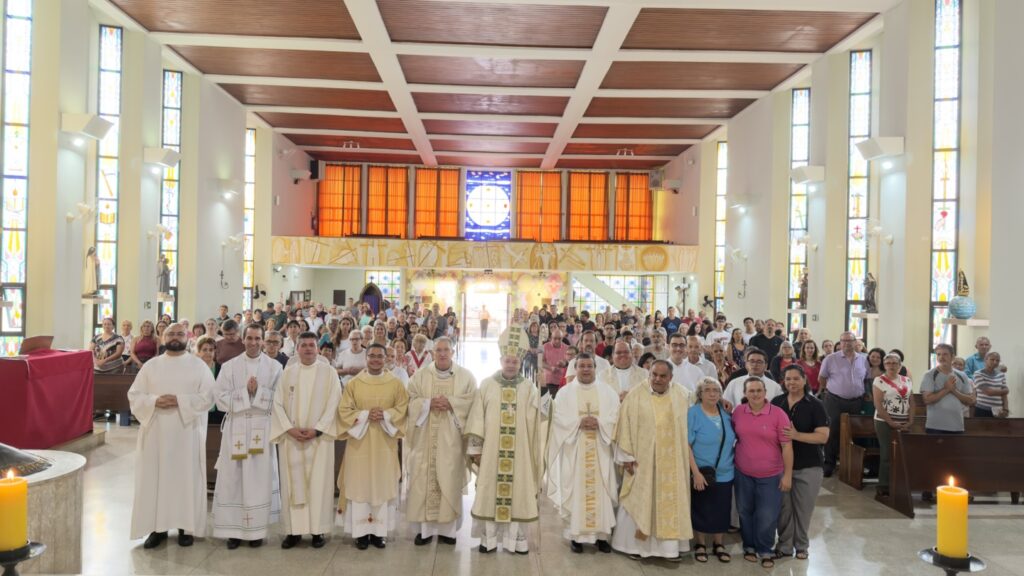 Padre Sidnei Fernandes Lima celebra 25 anos de Ordenação Presbiteral - Jornal O São Paulo