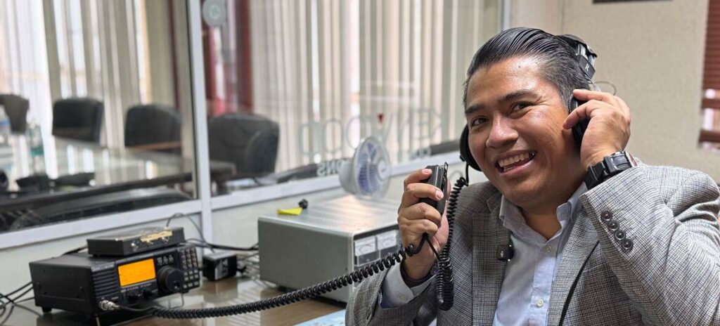 De zonas de guerra ao espaço sideral, o rádio continua essencial - Jornal O São Paulo